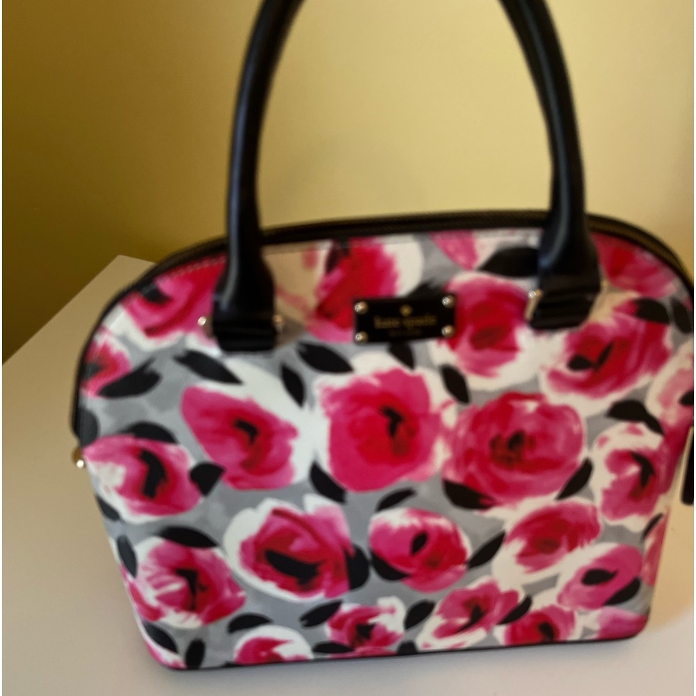 Kate Spade flower pattern